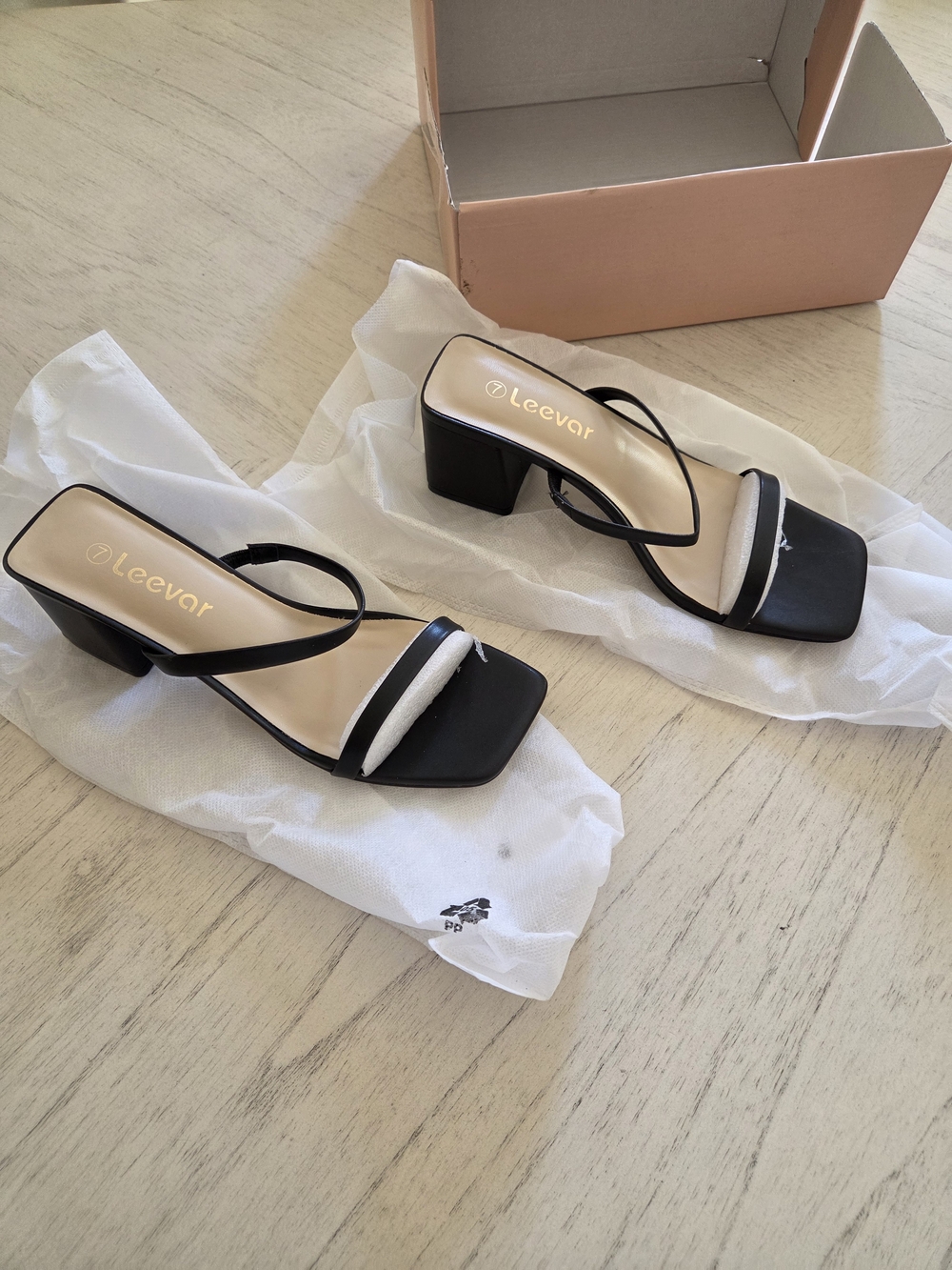 Leevar Square Open Toe Sandal Chunky Low Heel Two Strap Mule Black Size 7 - Picture 3 of 6